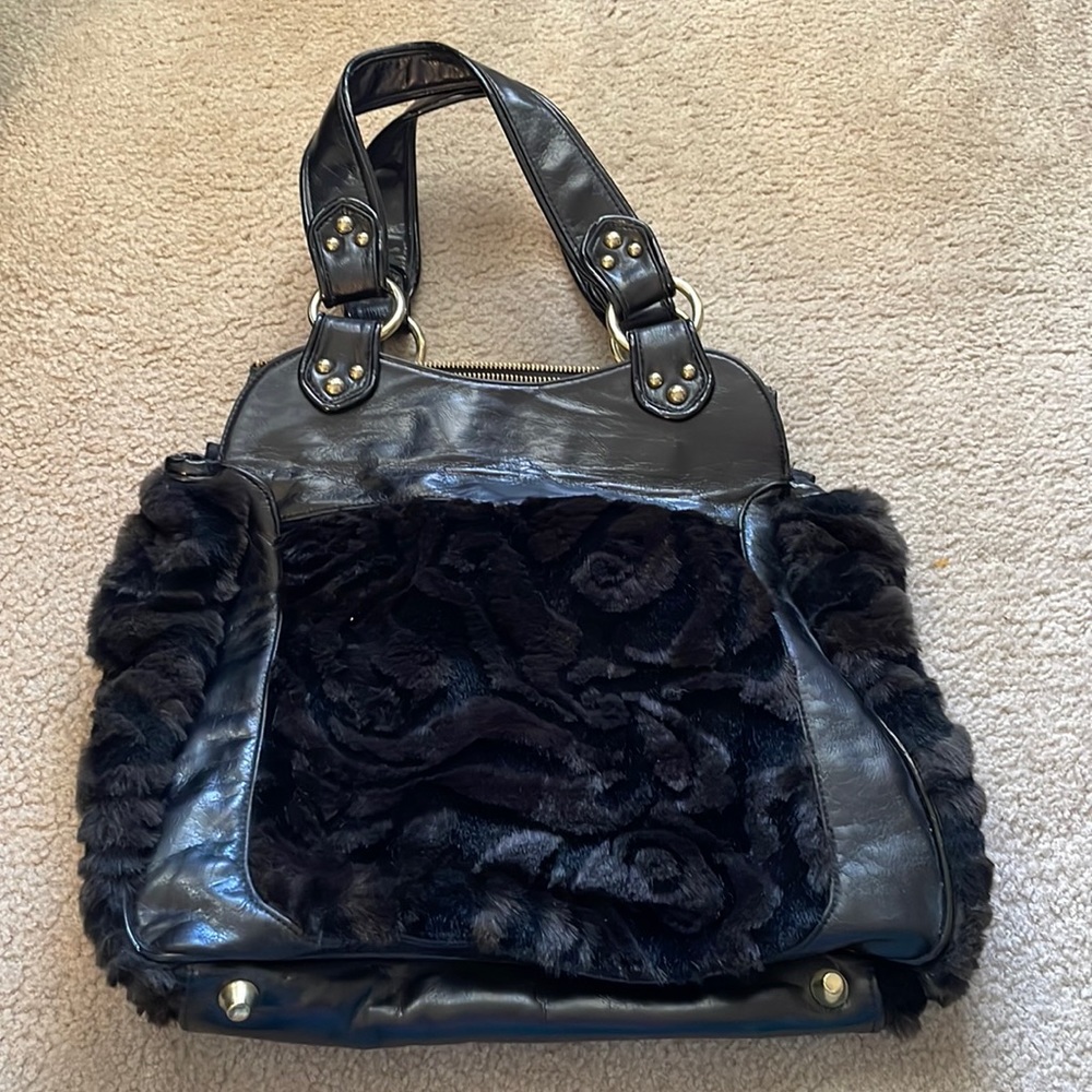 Rose embossed faux fur bag by Mirror Mirror